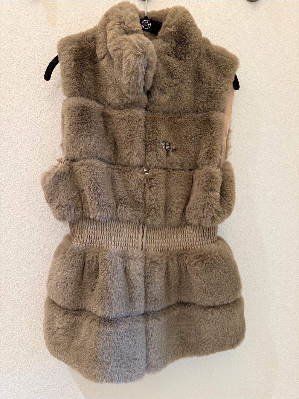 Luxurious Taupe Faux-Fur Vest - Women Jackets & Coats